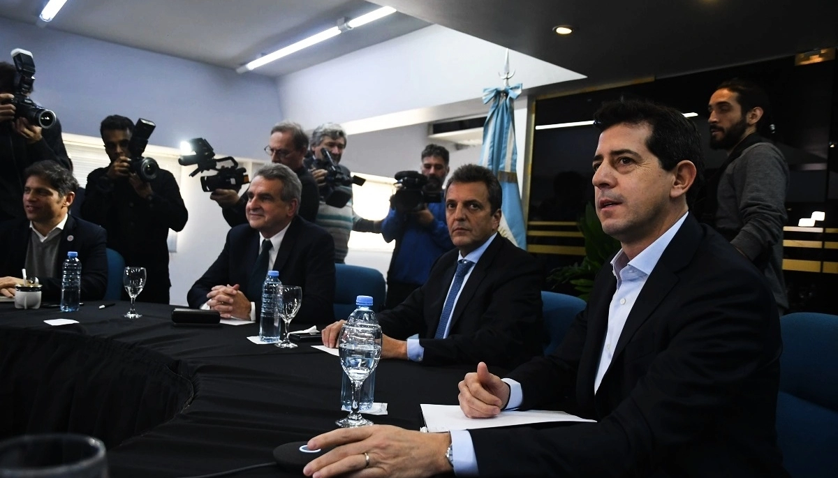 Gobernadores ratificaron su respaldo a Massa y Wado será su jefe de campaña