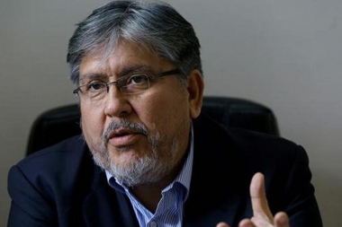 "Chino" Navarro: "No se puede analizar la realidad desde el helicóptero como hace Vidal"