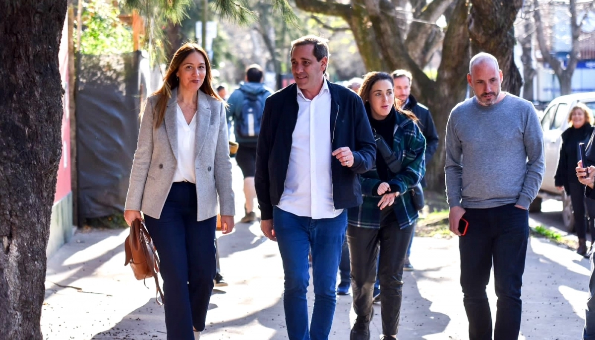 Vidal escoltó a Garro en su recorrida por La Plata: “Me sigue importando lo que pasa en esta ciudad”