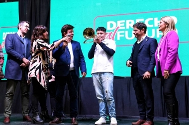 Kicillof y Magario respaldaron la candidatura de Espinoza: “Se ocupa todos los días de La Matanza”