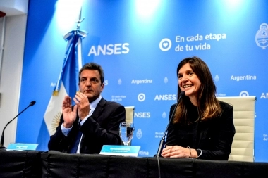 Massa y Raverta anunciaron créditos de hasta 400 mil pesos para jubilados y pensionados