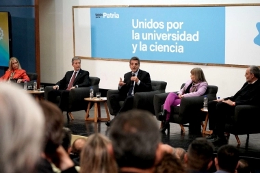 “Para Unión por la Patria la Universidad Pública es un orgullo y vamos a defenderla”, exclamó Massa