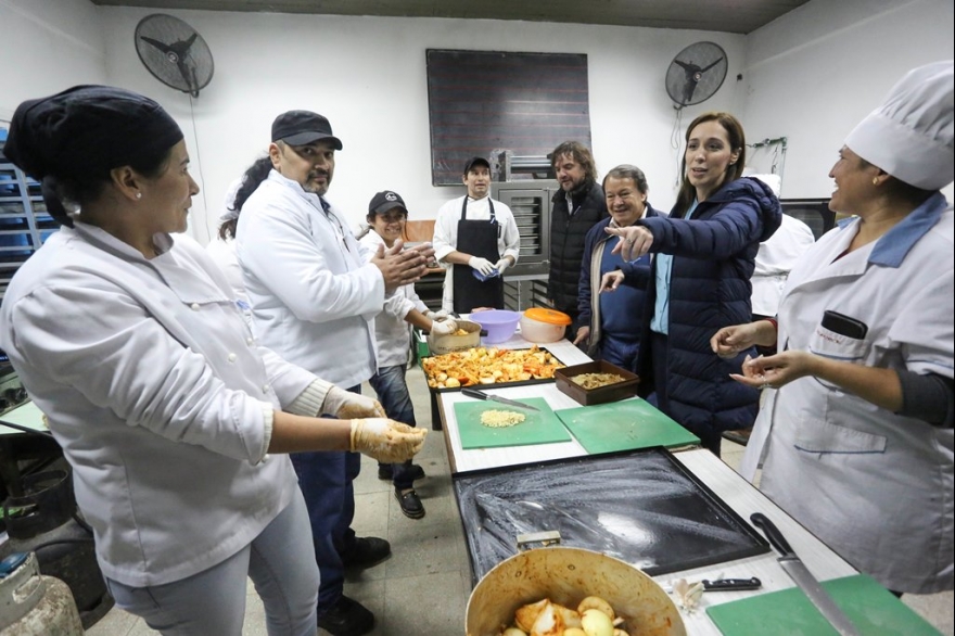 Vidal en campaña, visitó con “Toty” Flores la obra educativa del Padre Pepe en Villa la Cárcova