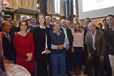 Bajo la consigna de campaña “Sigamos”, Vidal encabezó la oficialización de Cambiemos