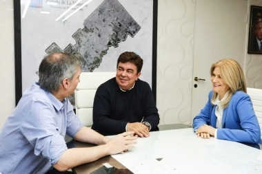 Máximo se reunió con Espinoza y Magario para calmar las aguas luego del cierre de listas