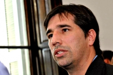 Intendente de Viamonte se quejó por la extensión de las boletas e hizo un pedido particular