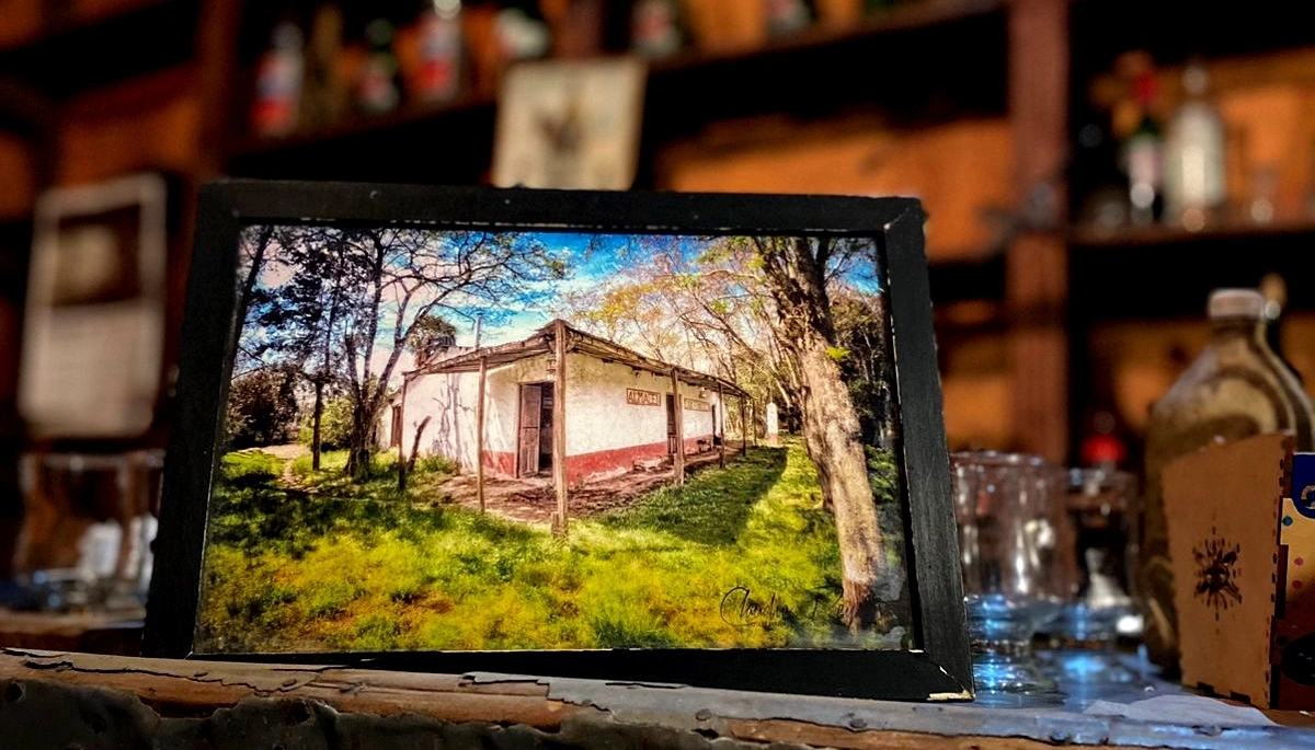 Destinos bonaerenses: arquitectura, sabores, bodegones en Mercedes y Roque Pérez