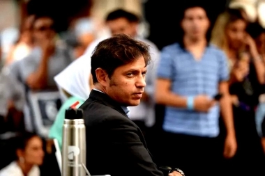 Kicillof cruzó a un intendente, lo tildó de buscafama y lo mandó a trabajar