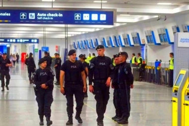 Mula argentina: una joven de 20 años fue detenida cuando transportaba cocaína a Europa