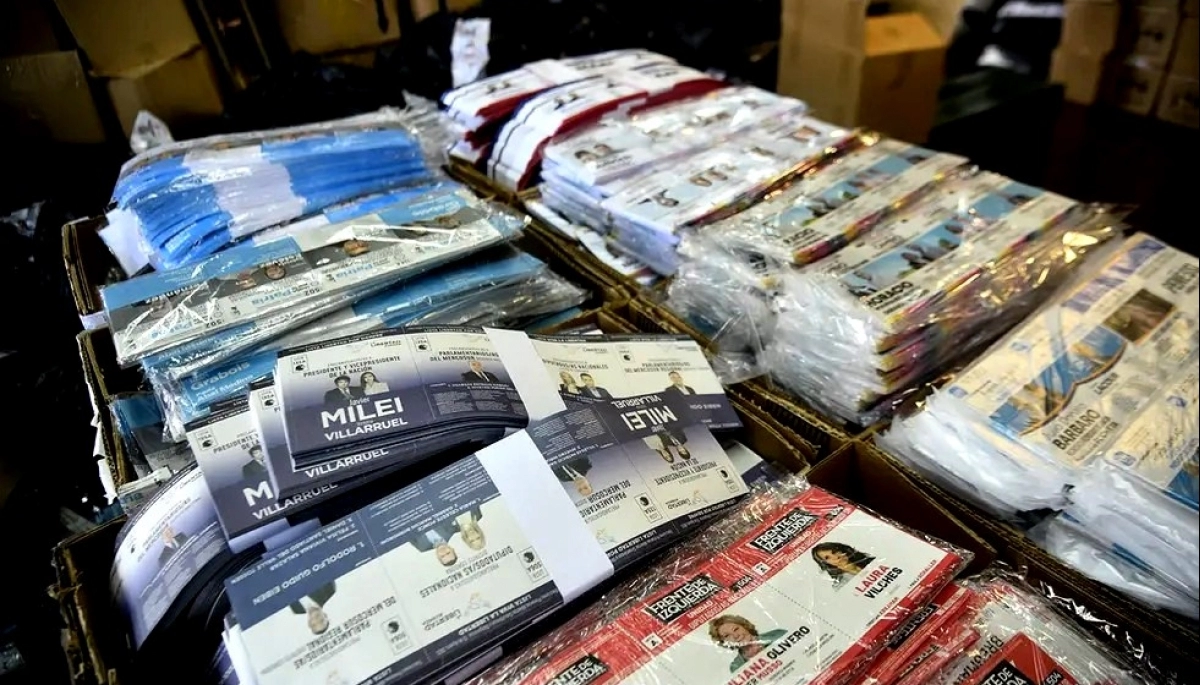 Escrutinio “largo” y “tendencia consolidada”: los escenarios que cree la Dirección Nacional Electoral