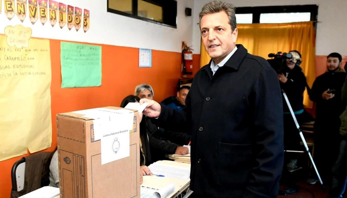 Así votó Massa: "Es importante que cada argentino salga de su casa y pueda ir a votar"