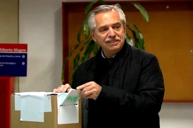 Votó Alberto Fernández y pronosticó que habrá balotaje para elegir presidente
