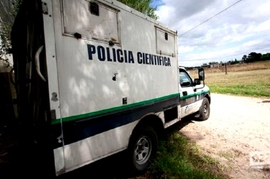 Horror en Berazategui: en una calle sin salida hallaron a una mujer muerta y con heridas en la espalda