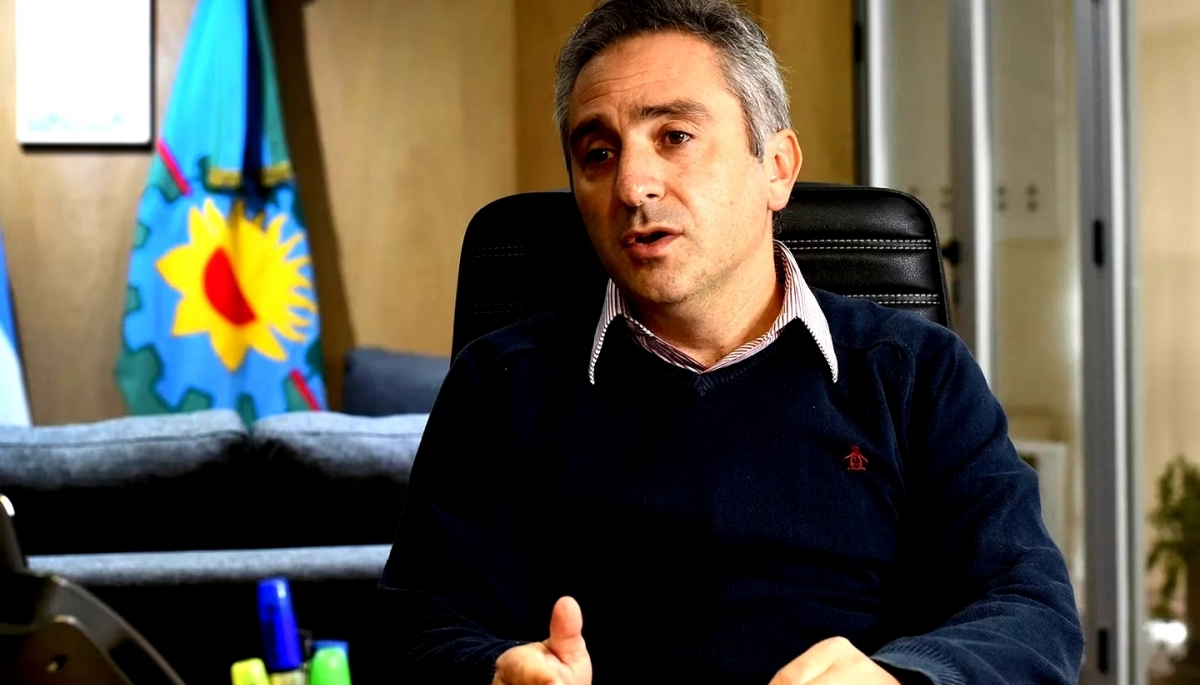Para el “Cuervo” Larroque, el triunfo de Milei dejó a la Argentina “muy cerca del infierno”