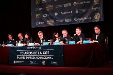 En el Día del Empresario, Costa destacó las políticas de producción de Kicillof