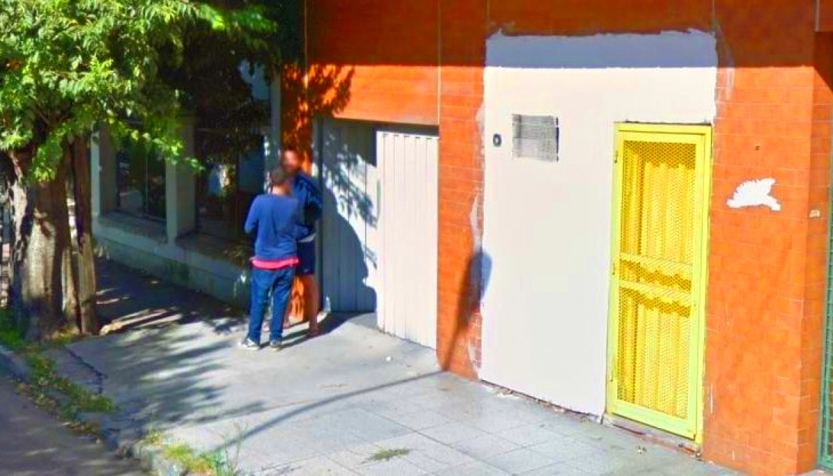 Resistió al asalto de motochorros y se trenzó en una tremenda pelea