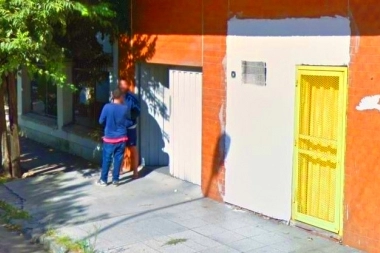 Resistió al asalto de motochorros y se trenzó en una tremenda pelea