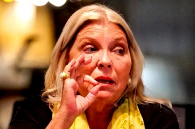 Tras los acercamientos de Macri y Milei, Carrió renunció a su candidatura al Parlasur