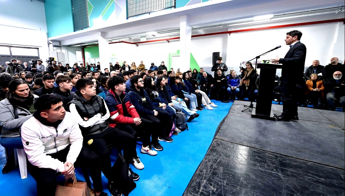 En Avellaneda: Kicillof aseguró que los problemas de la Provincia “no se resuelven destruyendo todo”
