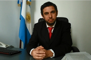 Diputado randazzista apuntó contra Vidal: "Elije el marketing más que la gestión”