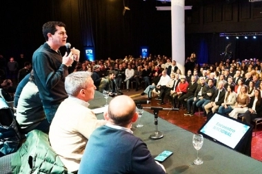 “Son lo mismo”: el mensaje del Frente Renovador para polarizar la campaña de Massa con Bullrich y Milei
