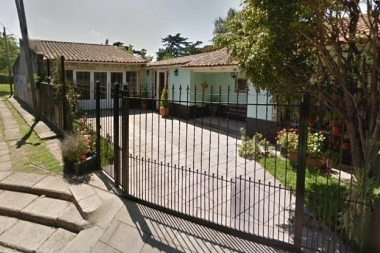 Una pareja que regresaba de la escuela fue asaltada y golpeada por dos jóvenes delincuentes