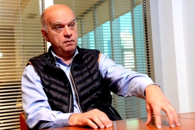 Grindetti redobló su apuesta contra Milei: “No me imagino cómo podría gobernar la provincia, si fuera presidente”