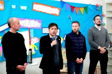 Kicillof junto a Insaurralde y Otermin en Lomas: “Cristina es la que hoy conduce al peronismo”