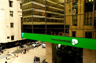 Cómo acceder al crédito para docentes y estatales que lanzó el Banco Provincia