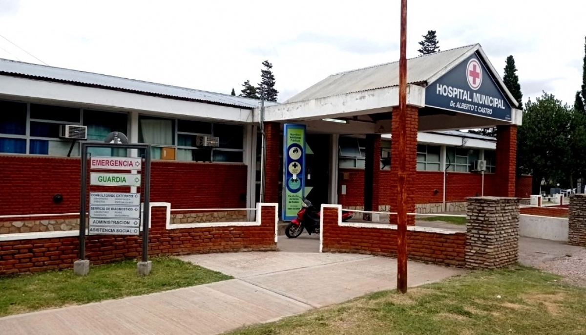 Escándalo en Tornquist: encontraron un lechón en un freezer del hospital donde se guardan vacunas