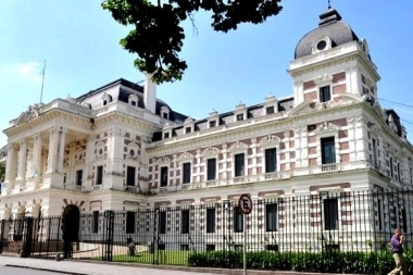 En qué fecha se pagará el bono de 30.000 pesos a estatales bonaerenses