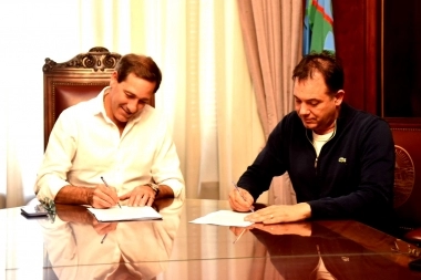 Garro confirmó el cobro del bono de 30 mil pesos y una suba paritaria para municipales