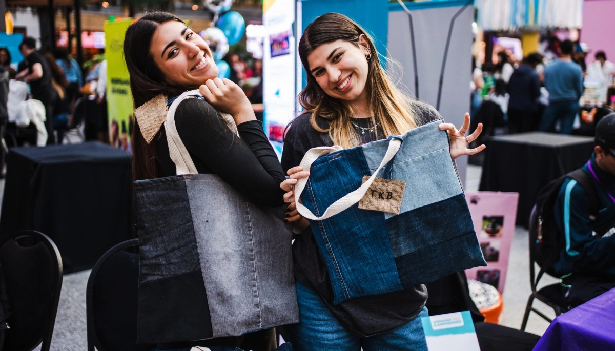 Se viene la Feria de Emprendimientos de Junior Achievement