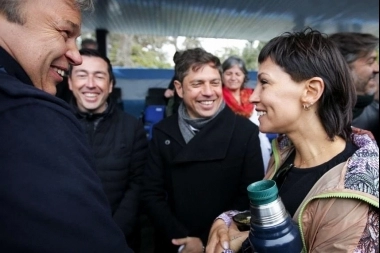 “Cuando asumimos la gestión nos encontramos con 60 patrulleros y hoy llegamos a tener 250 móviles", dijo Mayra Mendoza
