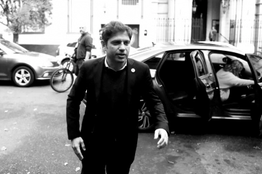 Kicillof confía en seducir al votante radical para ser reelecto y apuntalar la candidatura de Massa