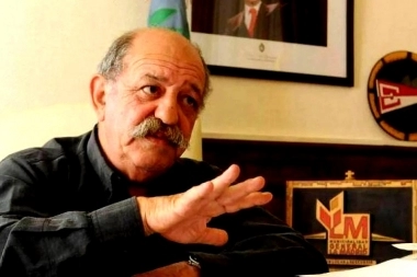 Un histórico ex intendente peronista declinó su candidatura por motivos de salud