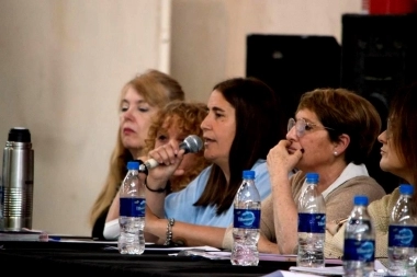 Debate de candidatos a intendentes de Tres Arroyos: una postulante alertó por el uso de agro-tóxicos