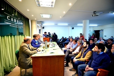 Kicillof y una jornada con el campo bonaerense: retenciones, defensa de su gestión y críticas a la oposición