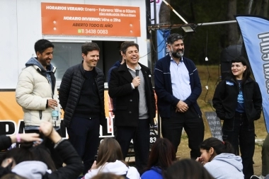 Kicillof visitó a su candidato en Pinamar: “Hay Estado presente en municipios oficialistas u opositores”