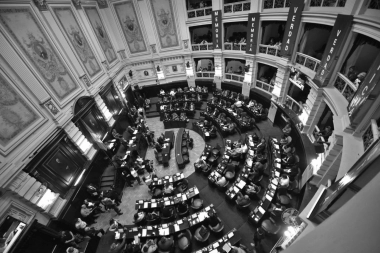 Ley de Ética Pública y Transparencia: el proyecto que pide Kicillof y acusa a la oposicion de “cajonearla”
