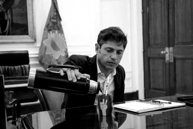 Kicillof reimpulsa la campaña y descarta realizar cambios en su Gabinete