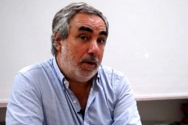 Miguel Fernández y un fuerte ataque contra Milei: “No entiende nada de administración pública”