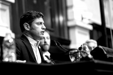 Kicillof analiza discutir una reforma constitucional y busca un cambio en el modelo de financiamiento político