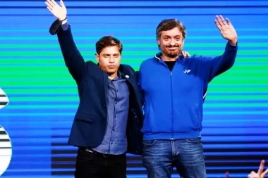 Tras el caso Insaurralde, Máximo reaparece en escena y se suma a la campaña de Kicillof