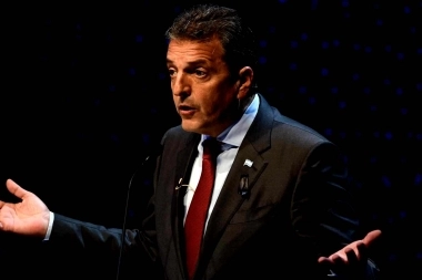 Plazos fijos: Massa acusó a Milei de estar "timbeando el ahorro de la gente" para sumar votos