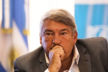 Un ministro de Kicillof liquidó a Barrionuevo: “La misma mierda, distinto tiempo”