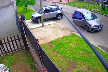 ¡Sacá el dedo de ahí! Le pegaba en la cabeza para robarle la camioneta y se le escapó un tiro