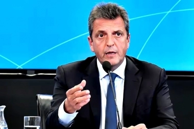 Massa anunció la devolución del IVA para trabajadores informales