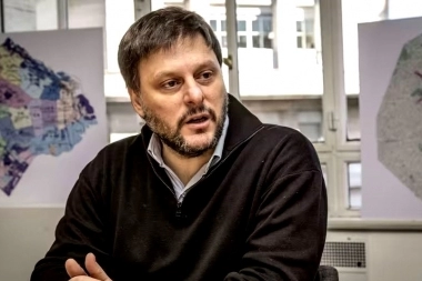 Santoro disparó contra Marra y aseveró que trabaja “para los intereses de Jorge Macri”