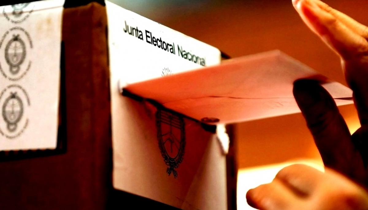 La importancia de los medios digitales bonaerenses en la cobertura de las elecciones generales